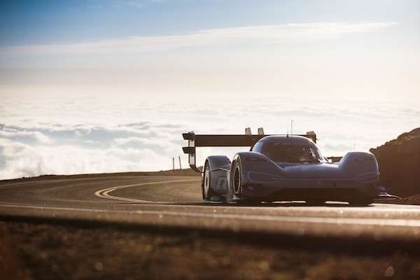 I.D R Pikes Peak bije rekord trasy